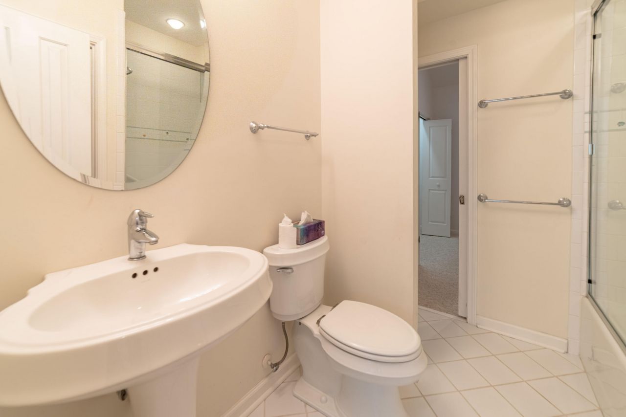 5654 Middle Creek Road Photo 12