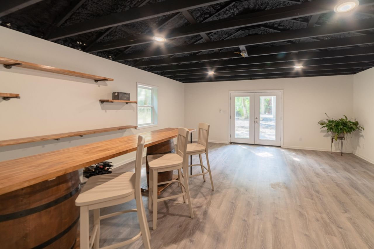 5654 Middle Creek Road Photo 18