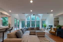 5654 Middle Creek Road photo 4