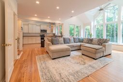 5654 Middle Creek Road photo 4