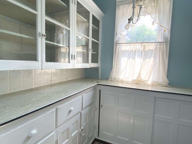 1215 E High Street, Springfield, OH 45505 Photo 12