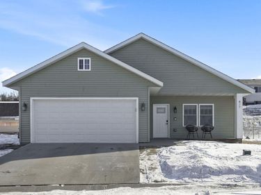 877 18th Street, Zumbrota, MN 55992