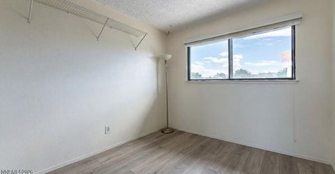 800 Jamaica Avenue, Unit APT 4, Reno, NV 89502 Photo