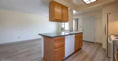 800 Jamaica Avenue, Unit APT 4, Reno, NV 89502 Photo