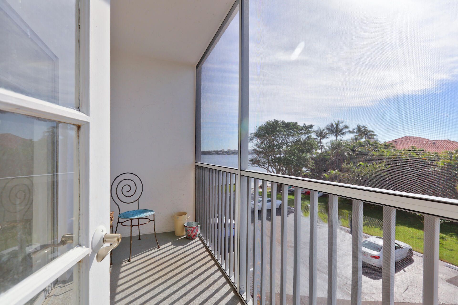 1516 S Lakeside Drive, Unit 318, Lake Worth Beach, FL 33460 Photo