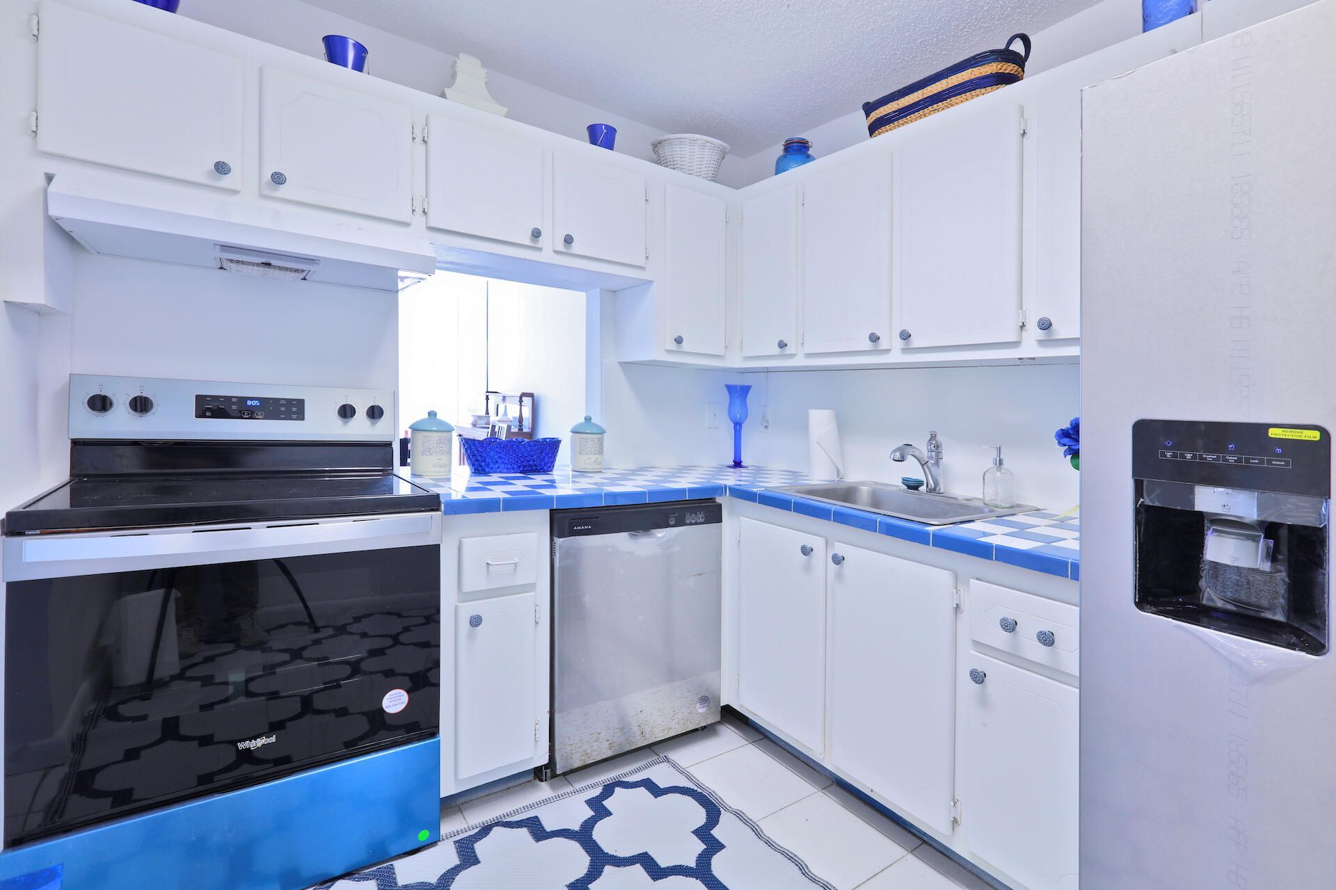 1516 S Lakeside Drive, Unit 318, Lake Worth Beach, FL 33460 Photo