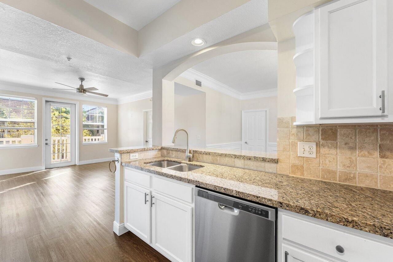 276 Murcia Drive, Unit 301, Jupiter, FL 33458 Photo