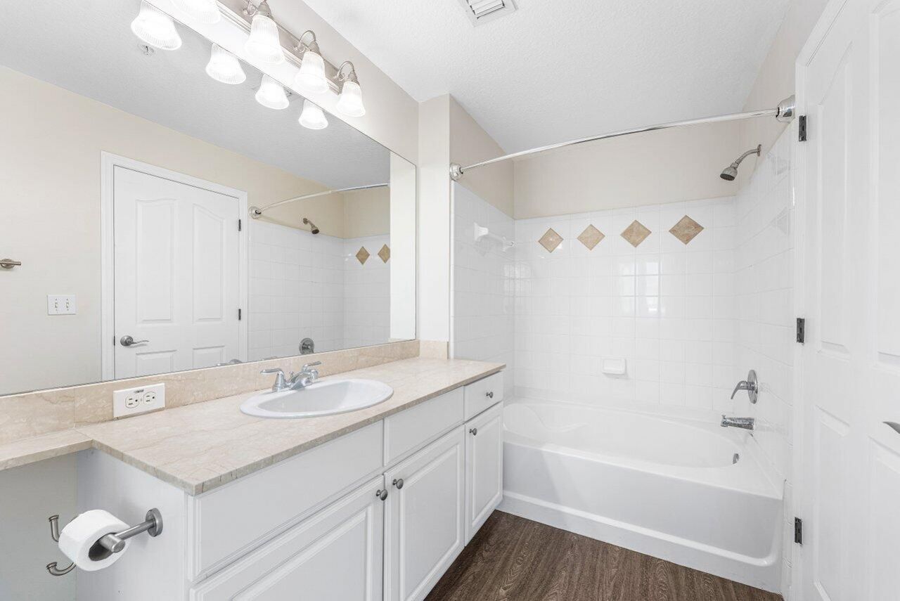 276 Murcia Drive, Unit 301, Jupiter, FL 33458 Photo