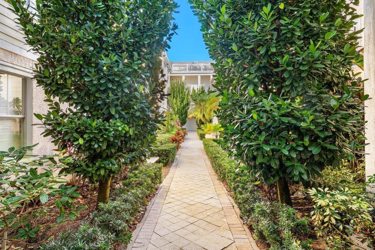 276 Murcia Drive, Unit 301, Jupiter, FL 33458 Photo