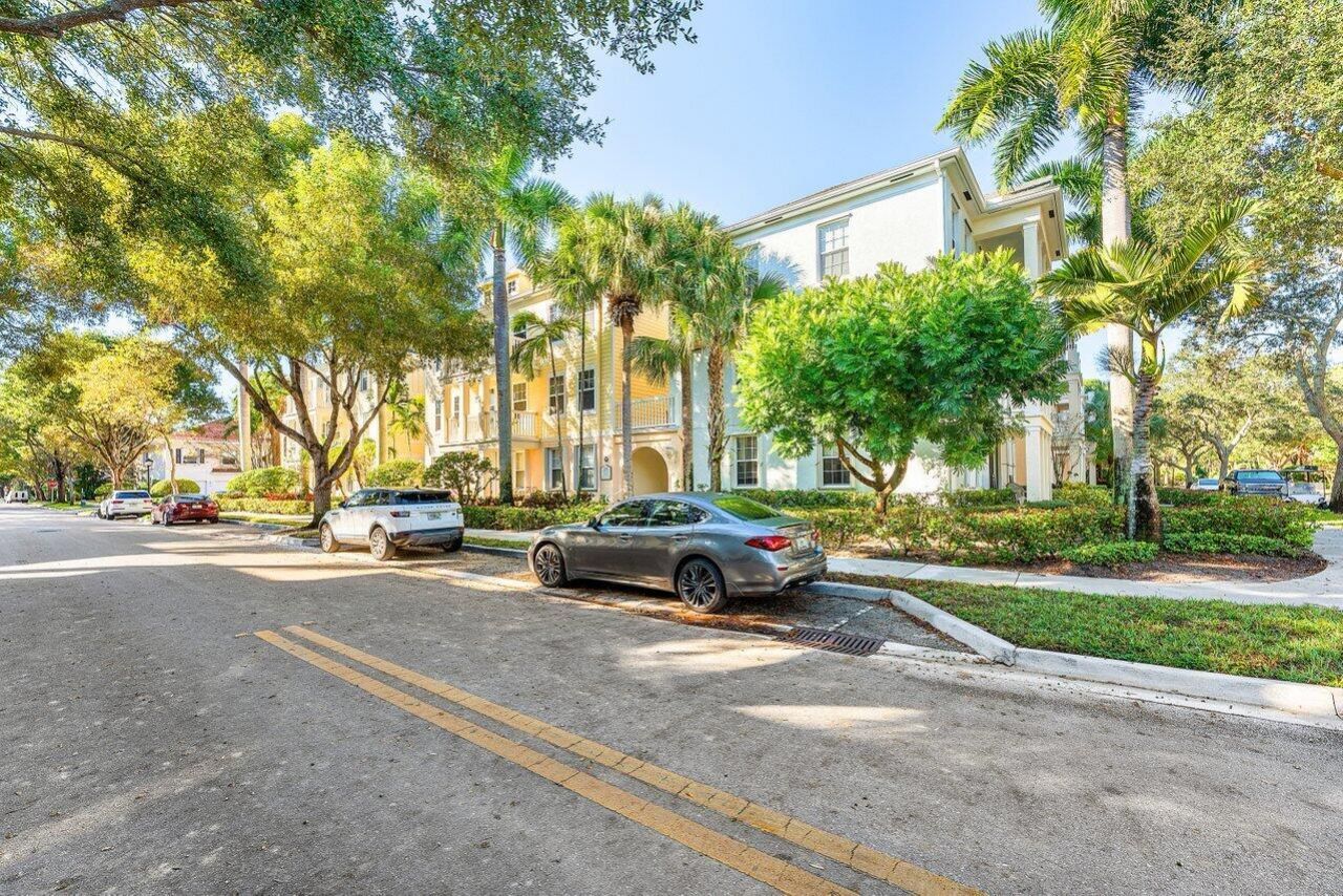 276 Murcia Drive, Unit 301, Jupiter, FL 33458 Photo