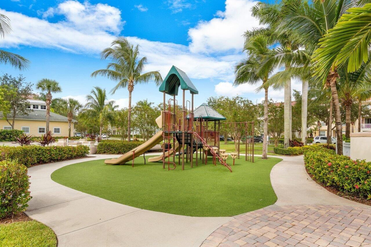 276 Murcia Drive, Unit 301, Jupiter, FL 33458 Photo