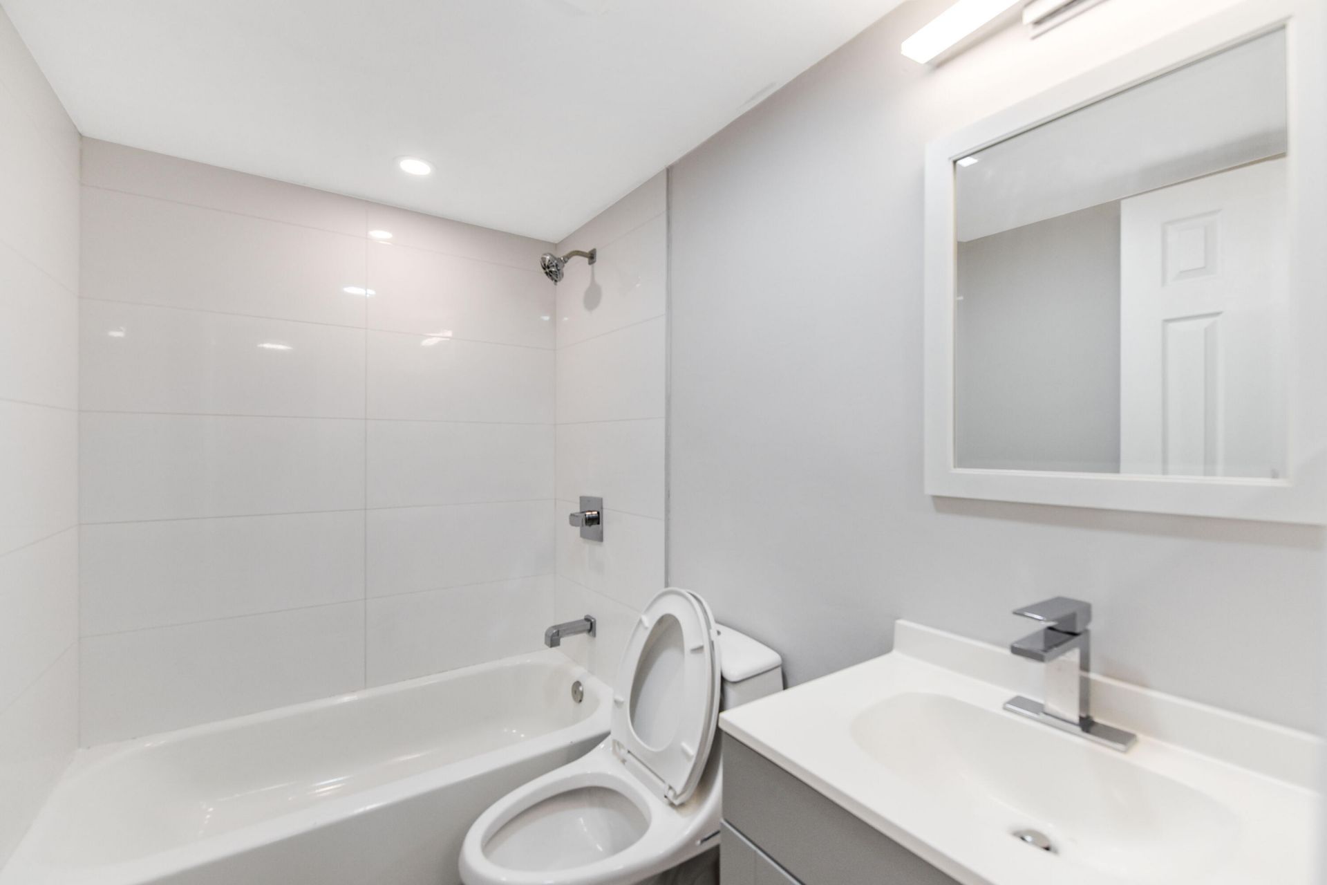 6053 10th 140 Avenue N, Unit 140, Greenacres, FL 33463 Photo