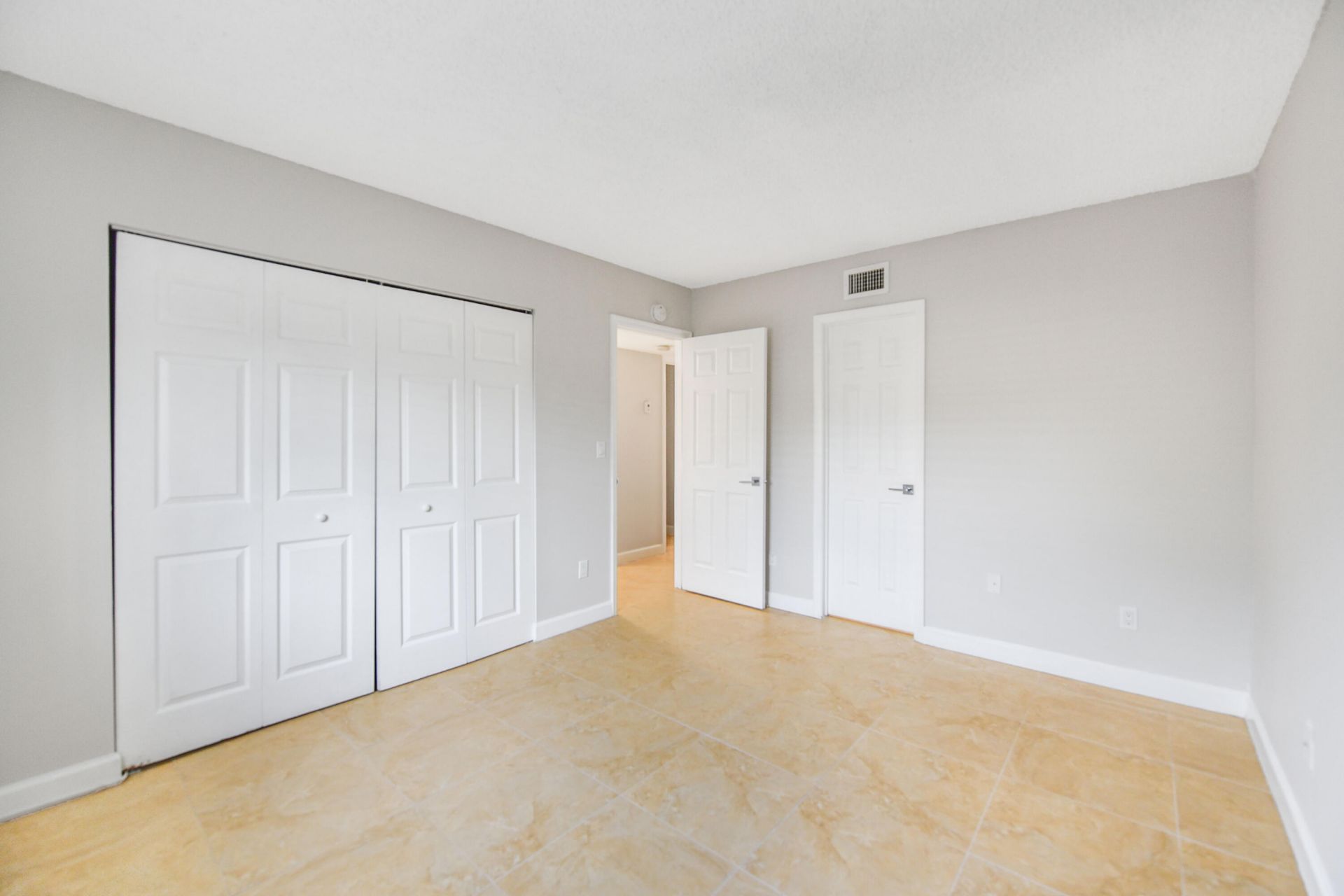 6053 10th 140 Avenue N, Unit 140, Greenacres, FL 33463 Photo