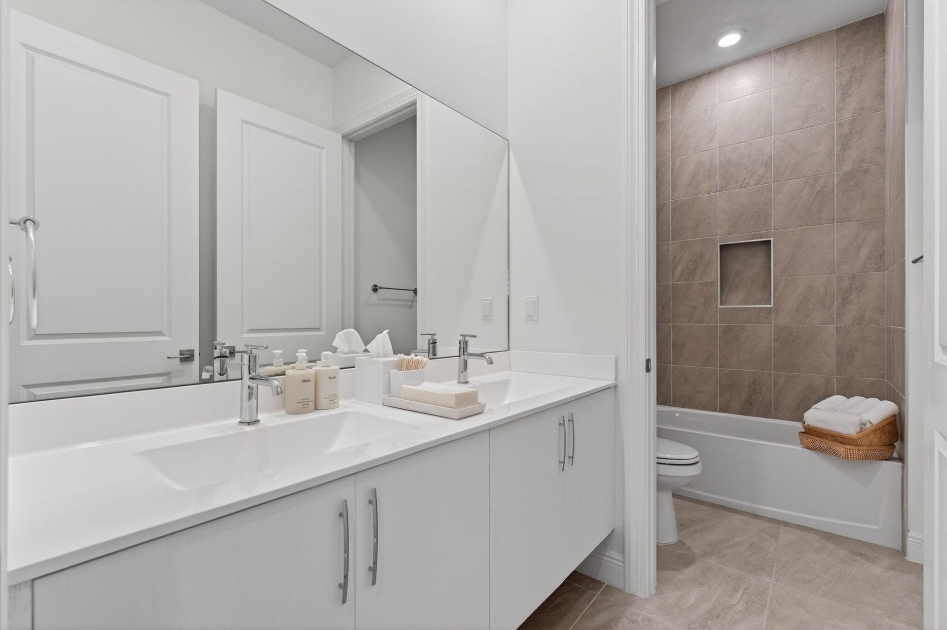 9310 Bayside Cir, Parkland, FL 33076 Photo