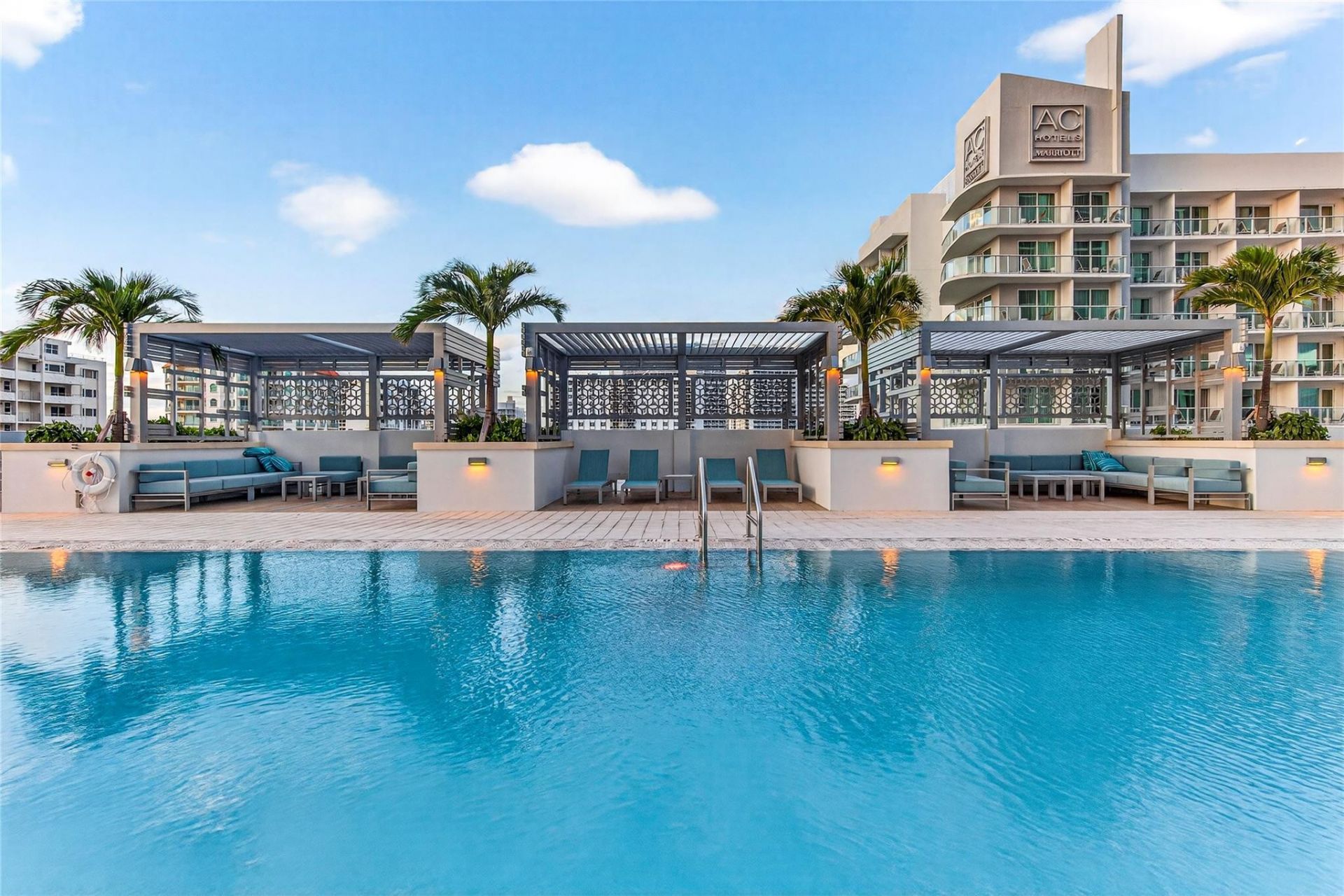 153 N Seabreeze, Unit 1901-S, Fort Lauderdale, FL 33304 Photo