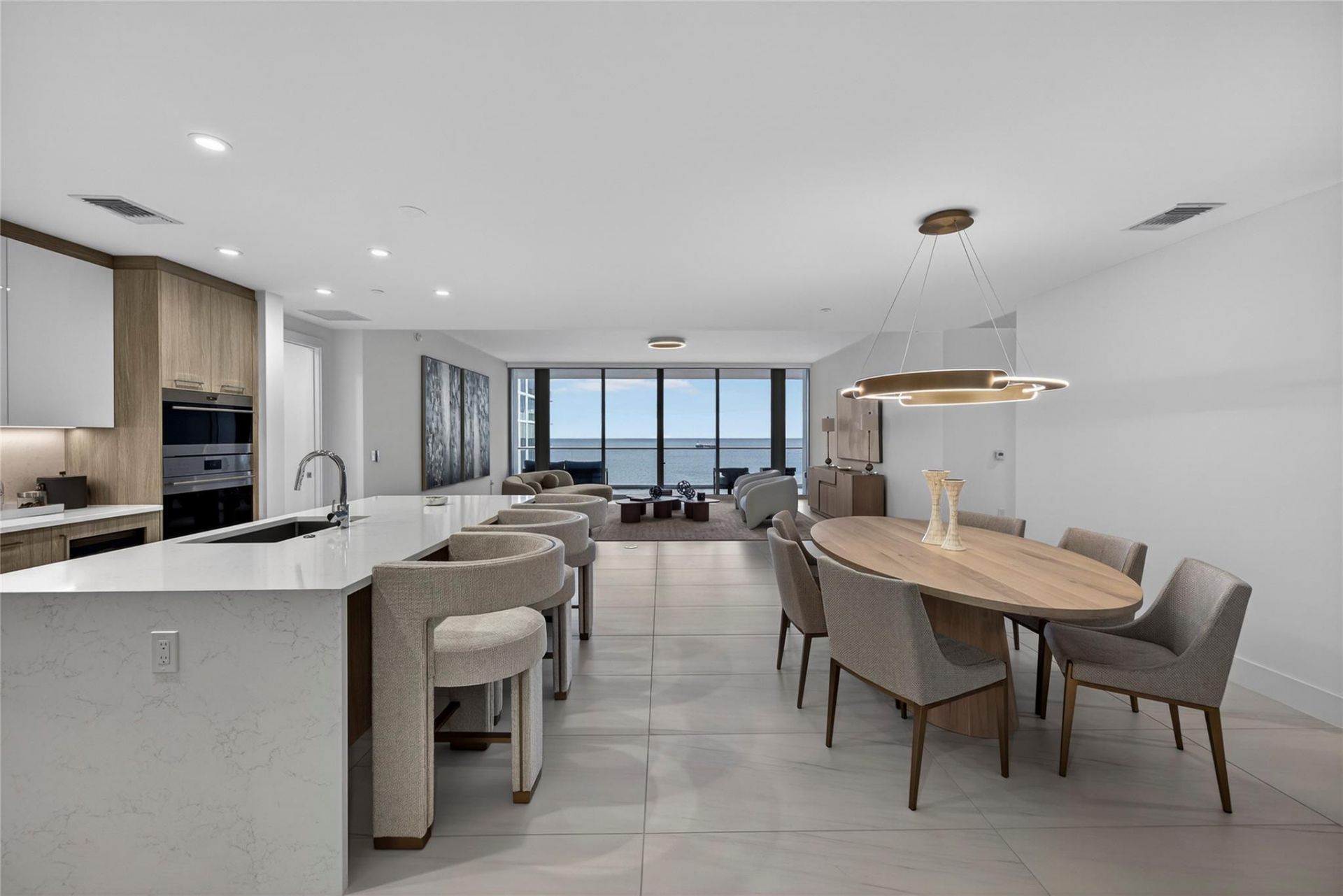 153 N Seabreeze, Unit 1901-S, Fort Lauderdale, FL 33304 Photo