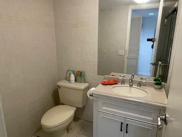 2900 NE 14th Street Causeway, Unit 305, Pompano Beach, FL 33062 Photo