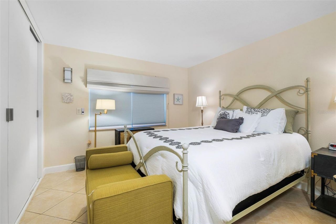 800 Benjamin Franklin Drive, Unit 110, Sarasota, FL 34236 Photo