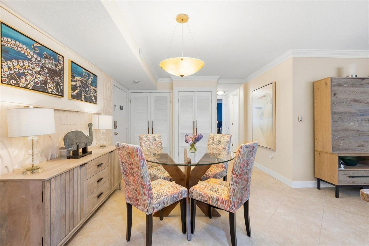 800 Benjamin Franklin Drive, Unit 110, Sarasota, FL 34236 Photo