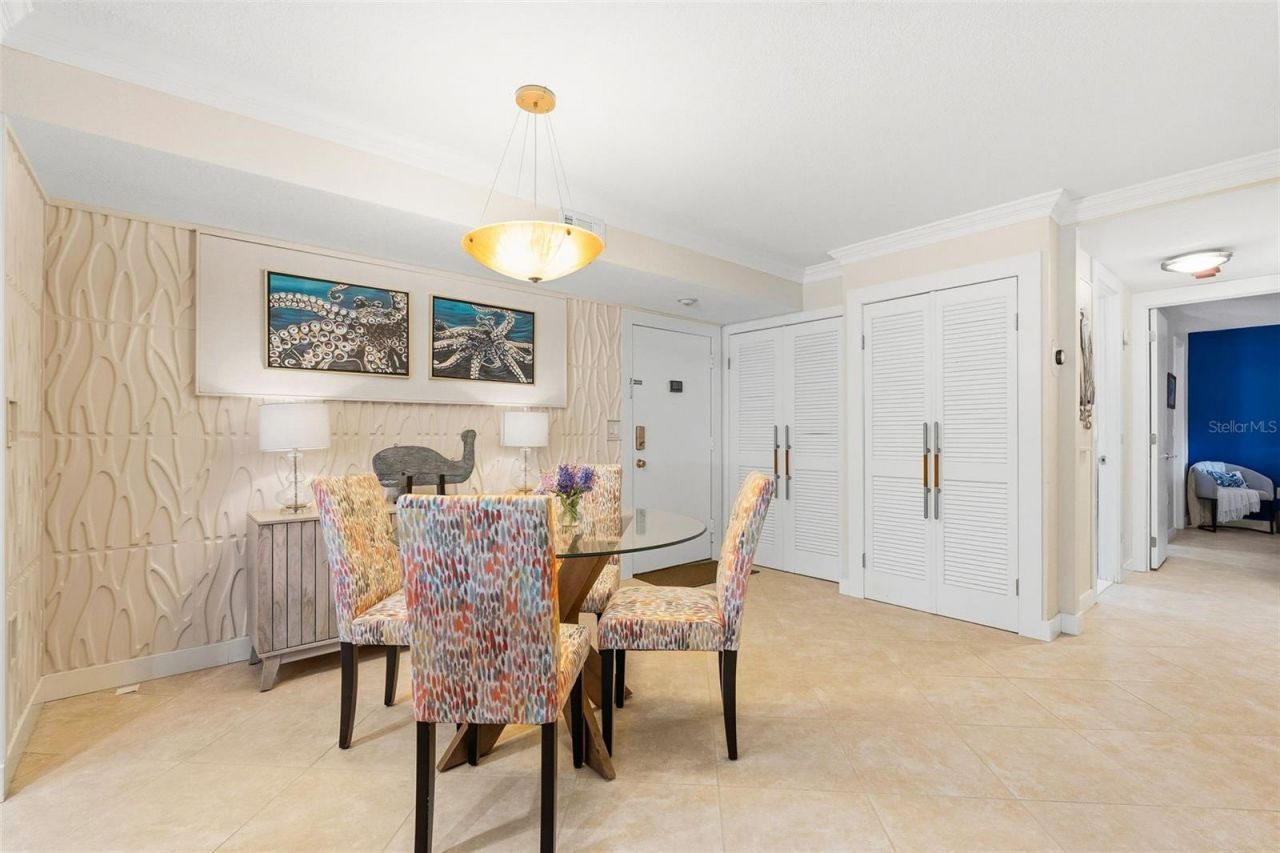 800 Benjamin Franklin Drive, Unit 110, Sarasota, FL 34236 Photo