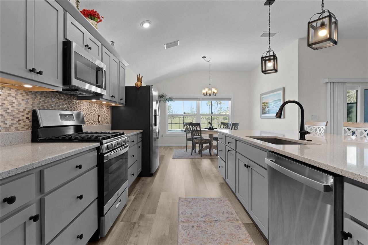 6444 Mcknight Loop, The Villages, FL 34762 Photo