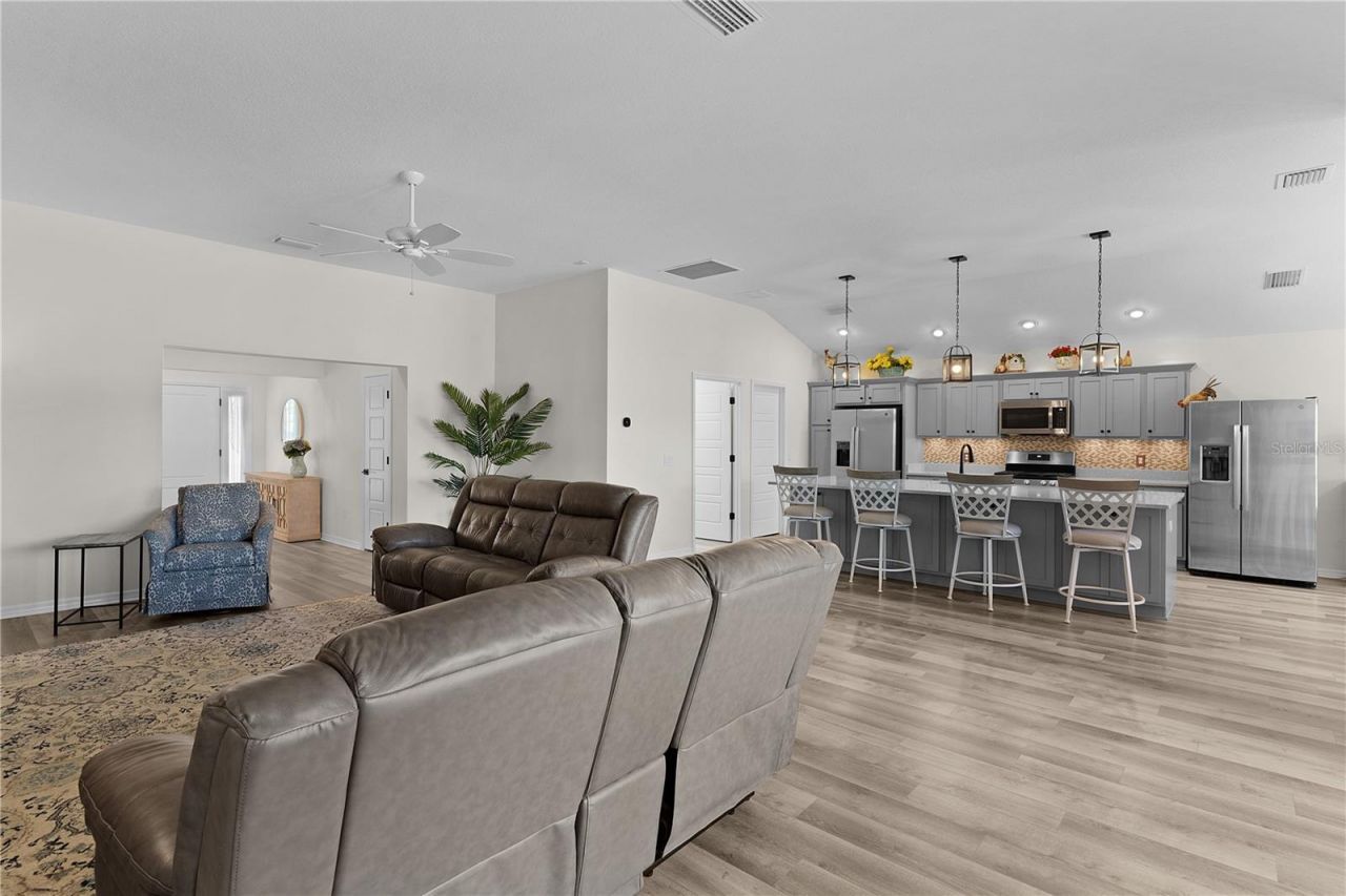 6444 Mcknight Loop, The Villages, FL 34762 Photo