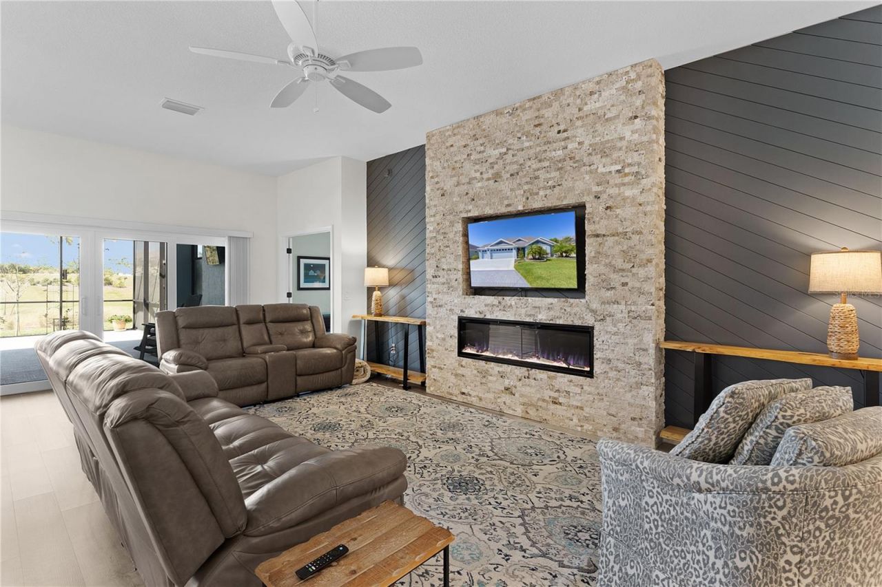 6444 Mcknight Loop, The Villages, FL 34762 Photo