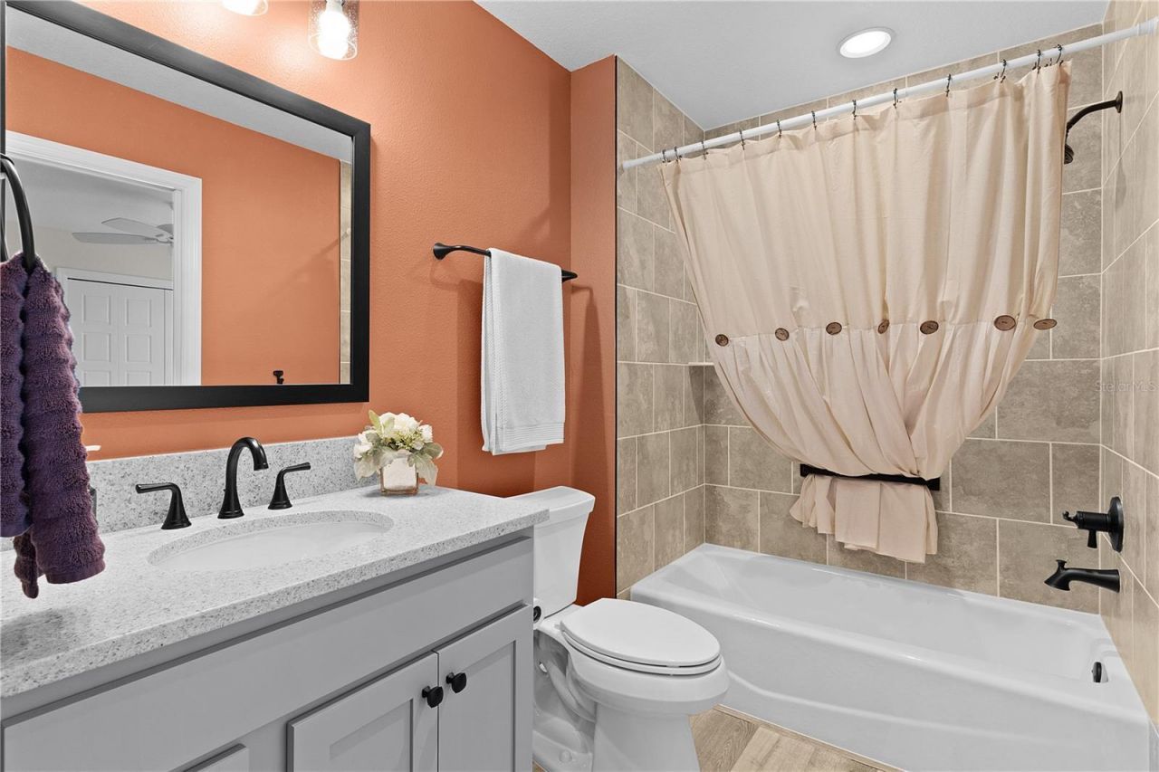 6444 Mcknight Loop, The Villages, FL 34762 Photo