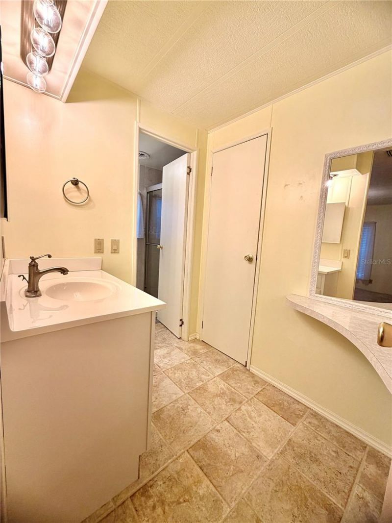 3335 S Citrus Circle, Unit GE, Zellwood, FL 32798 Photo