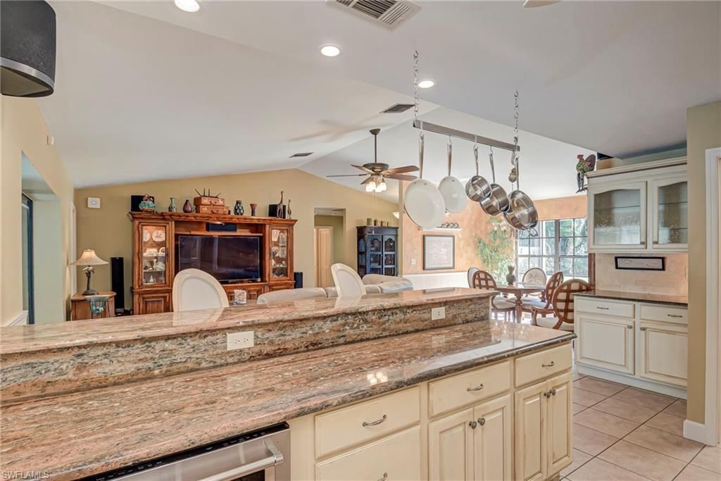 5423 Teak Wood Dr, Naples, FL 34119 Photo