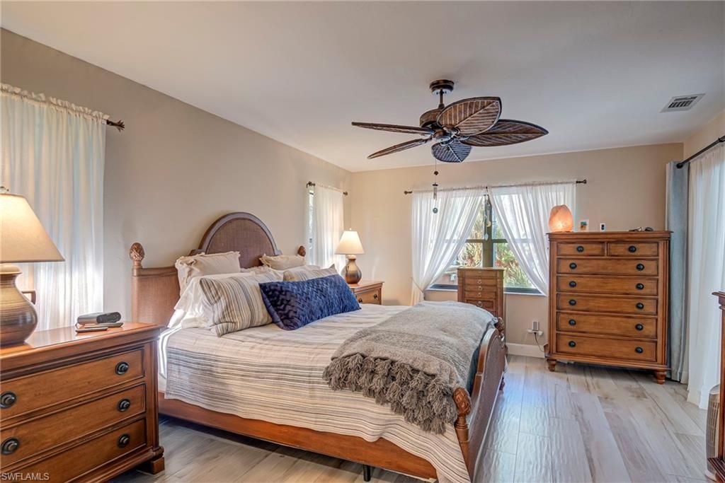 5423 Teak Wood Dr, Naples, FL 34119 Photo