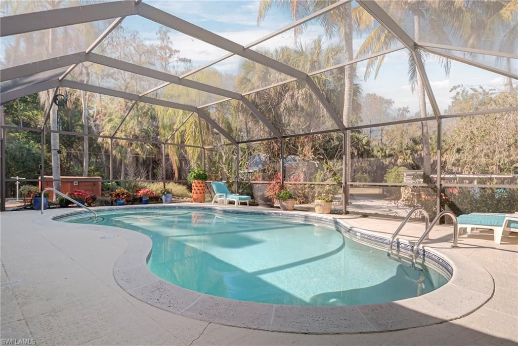 5423 Teak Wood Dr, Naples, FL 34119 Photo