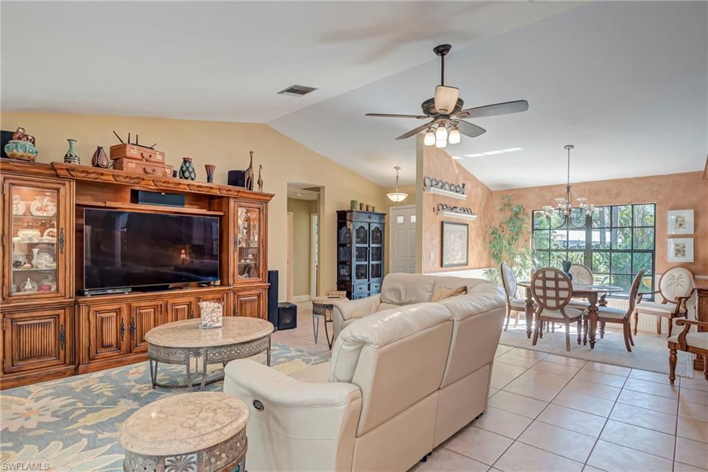 5423 Teak Wood Dr, Naples, FL 34119 Photo