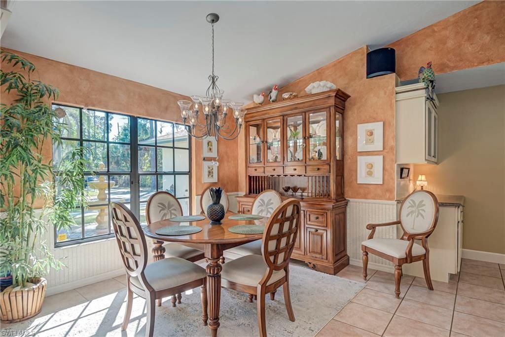 5423 Teak Wood Dr, Naples, FL 34119 Photo