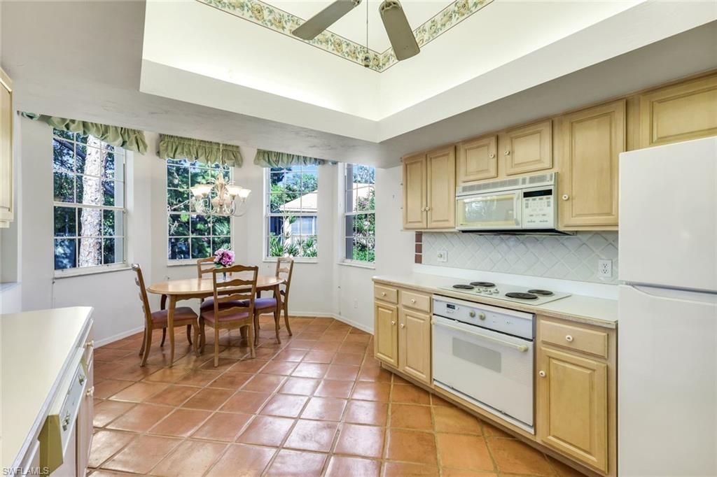 15117 Royal Fern Ct, Unit A201, Naples, FL 34110 Photo