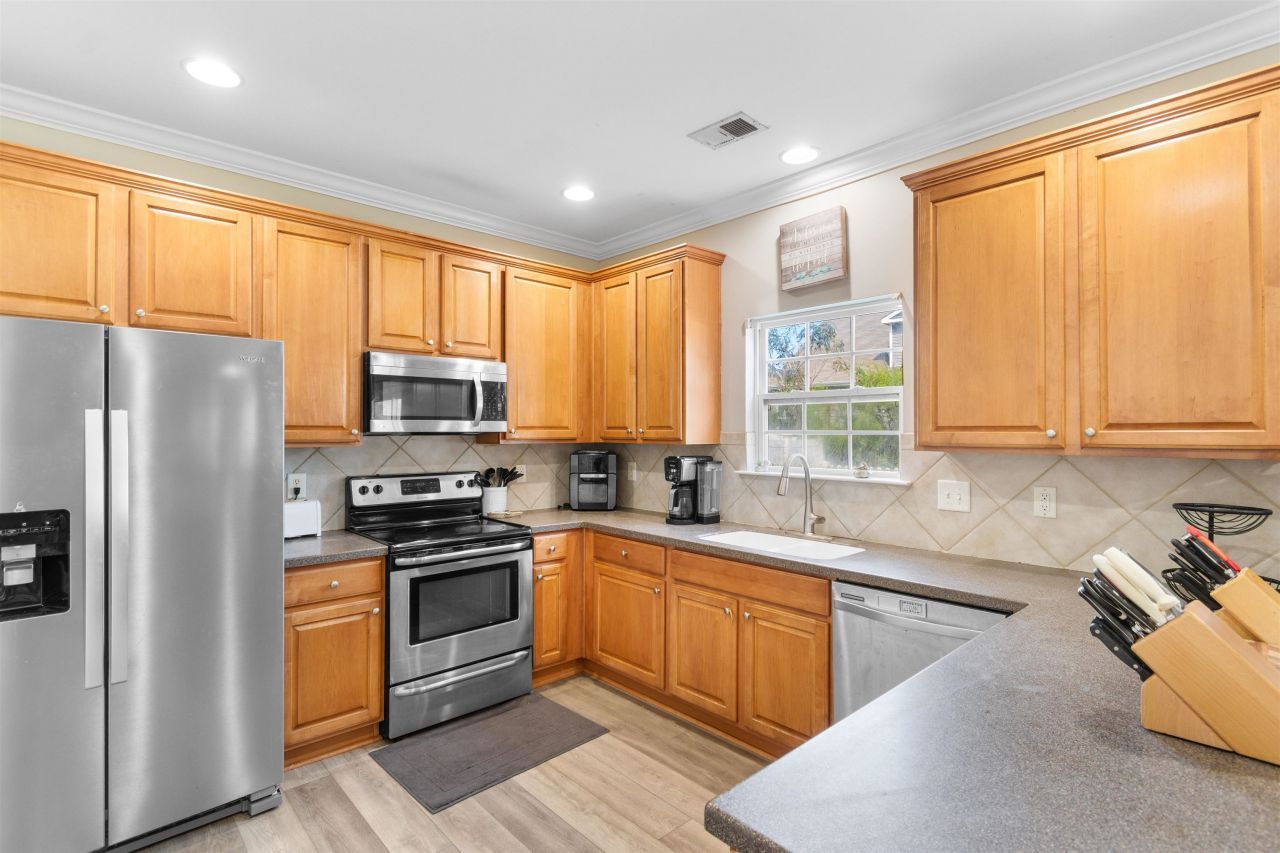 1392 Brighton Ave. Photo 11