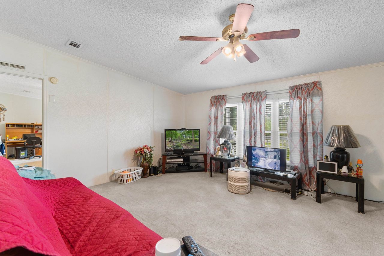 652 Bear Grass Rd W Photo 10