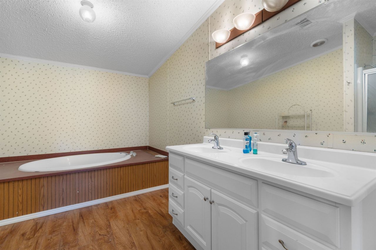 652 Bear Grass Rd W Photo 17