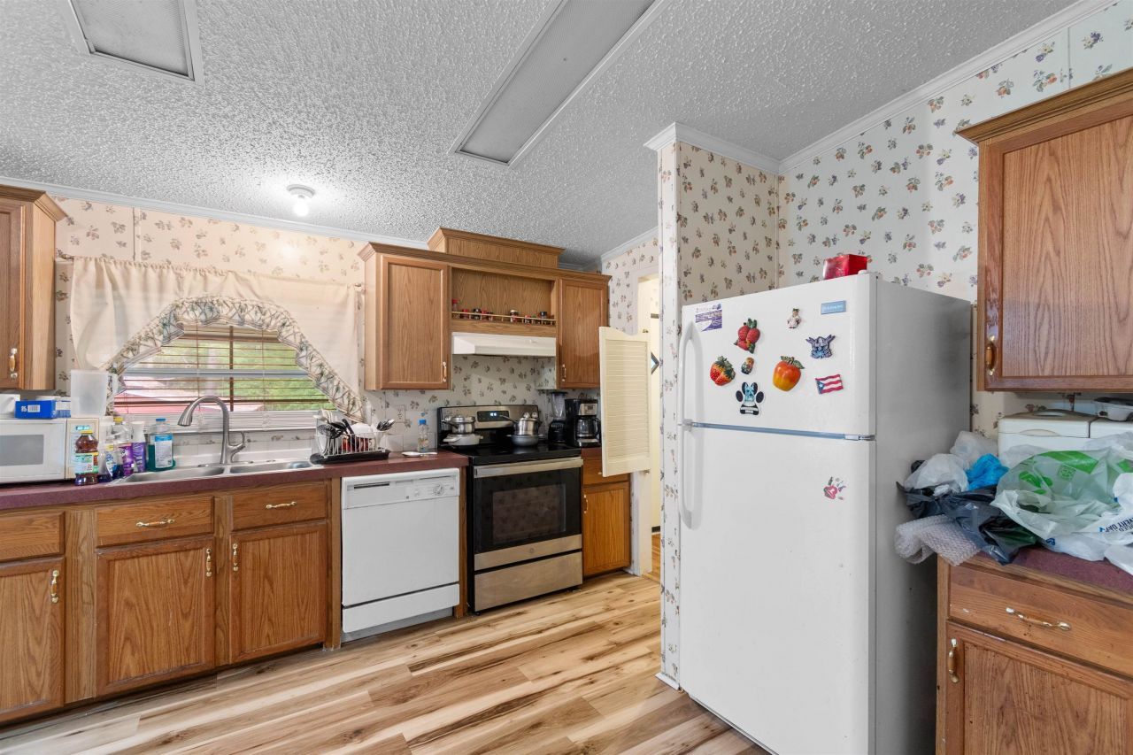 652 Bear Grass Rd W Photo 6