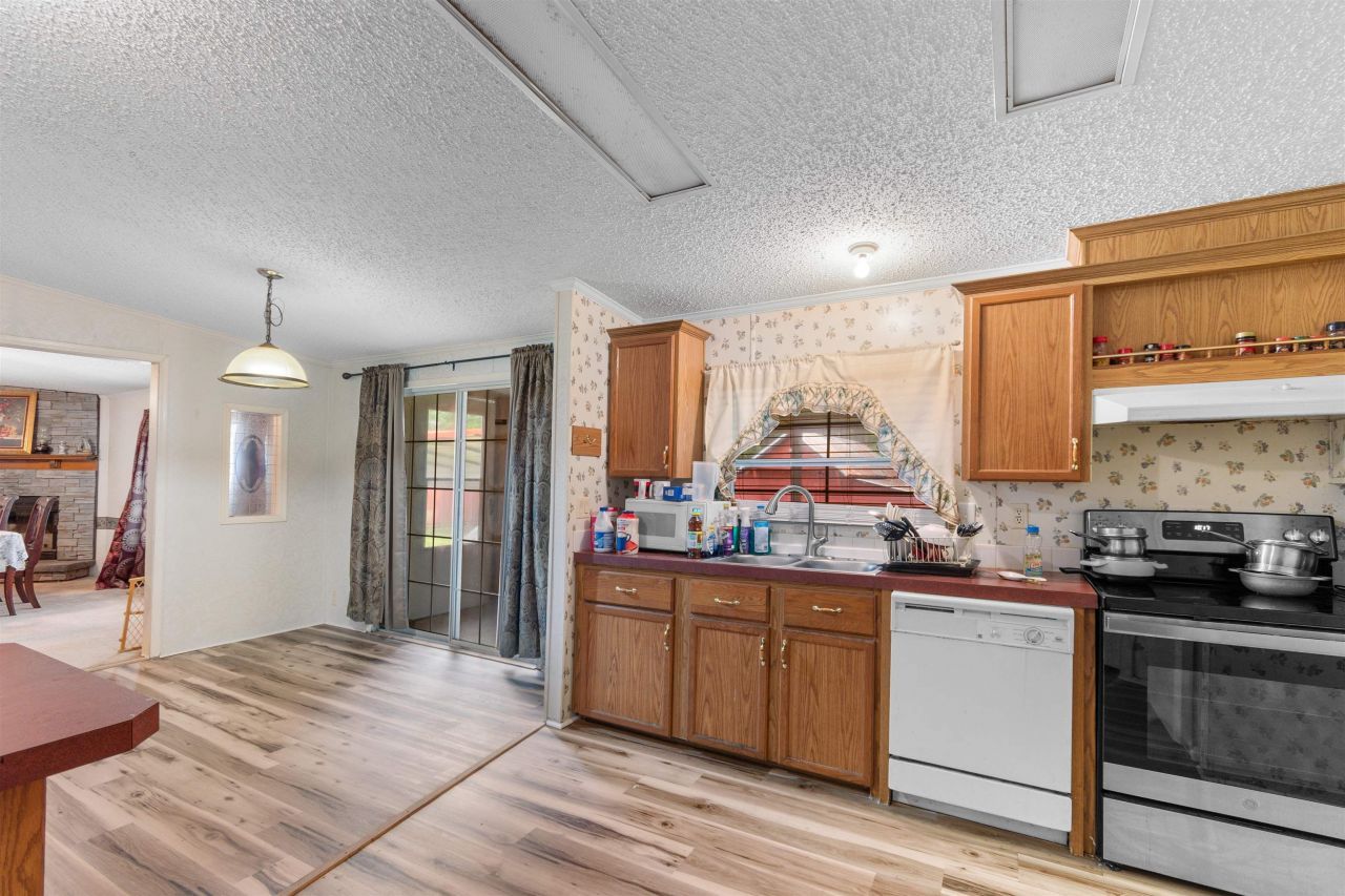 652 Bear Grass Rd W Photo 7