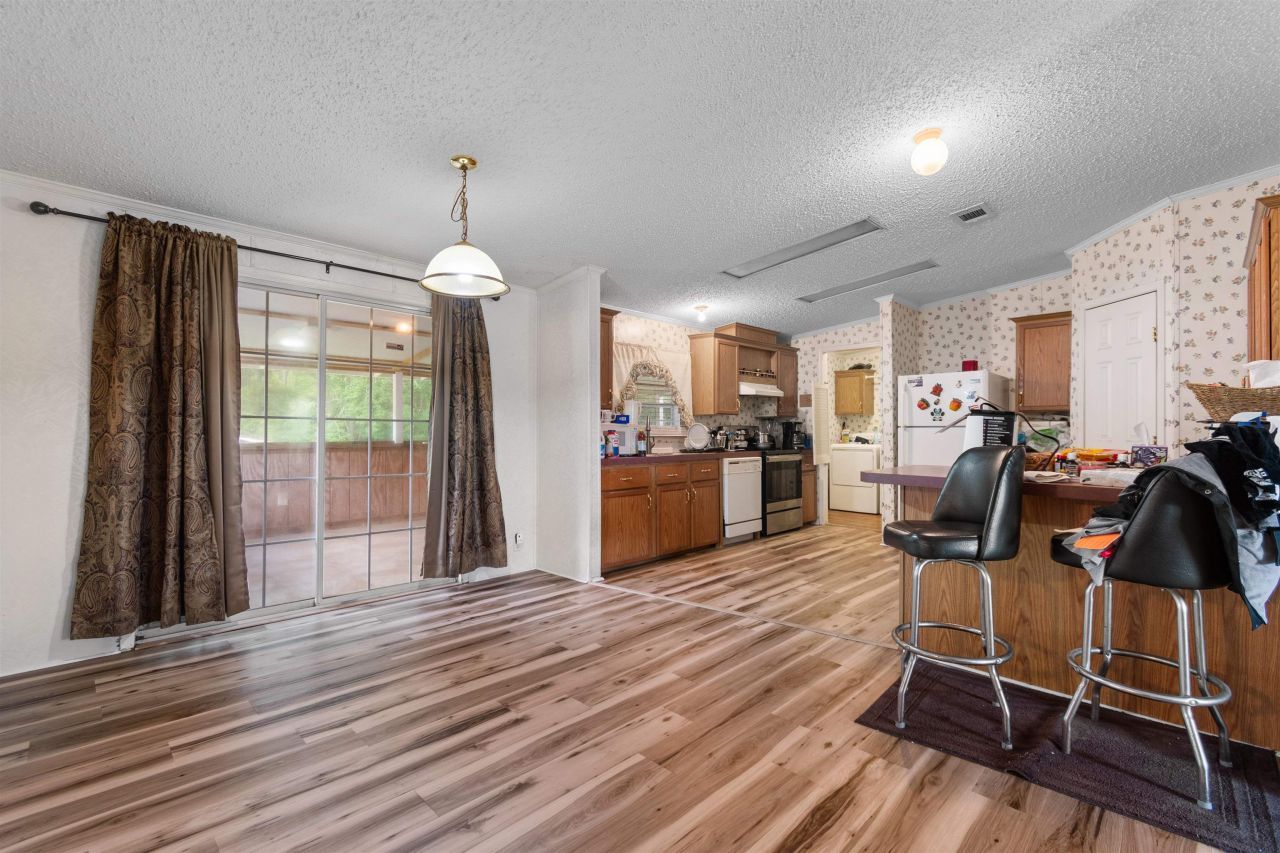 652 Bear Grass Rd W Photo 8