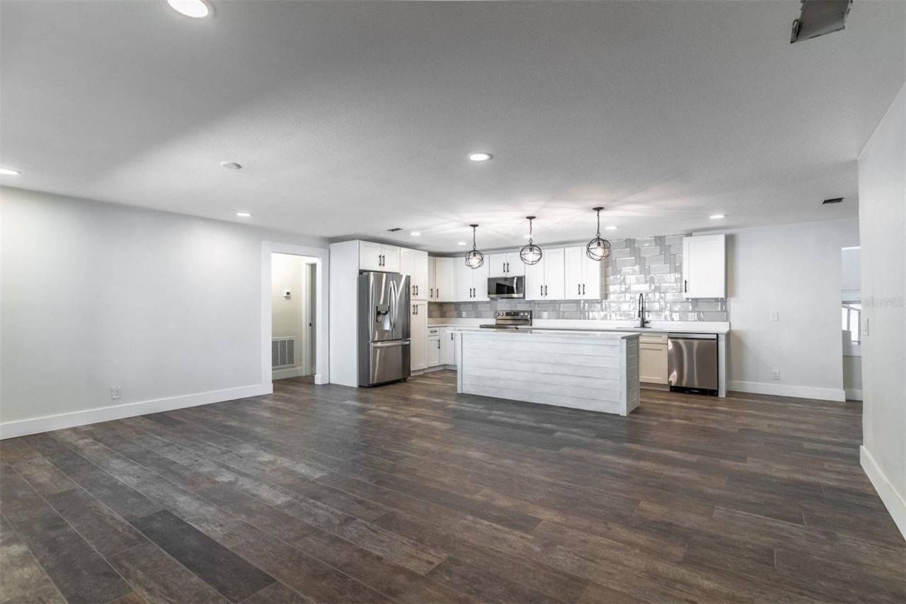 16880 SE 63rd Lane, Ocklawaha, FL 32179 Photo