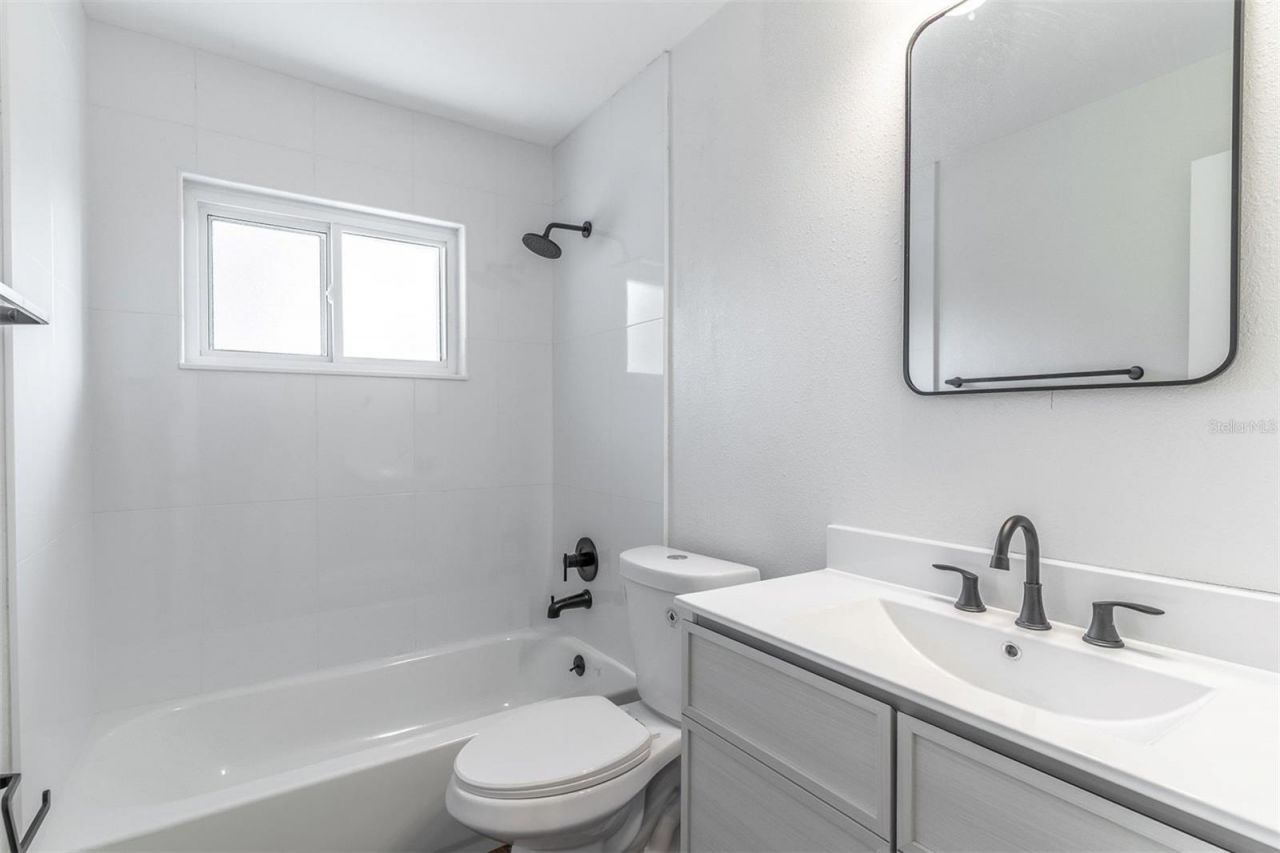 16880 SE 63rd Lane, Ocklawaha, FL 32179 Photo