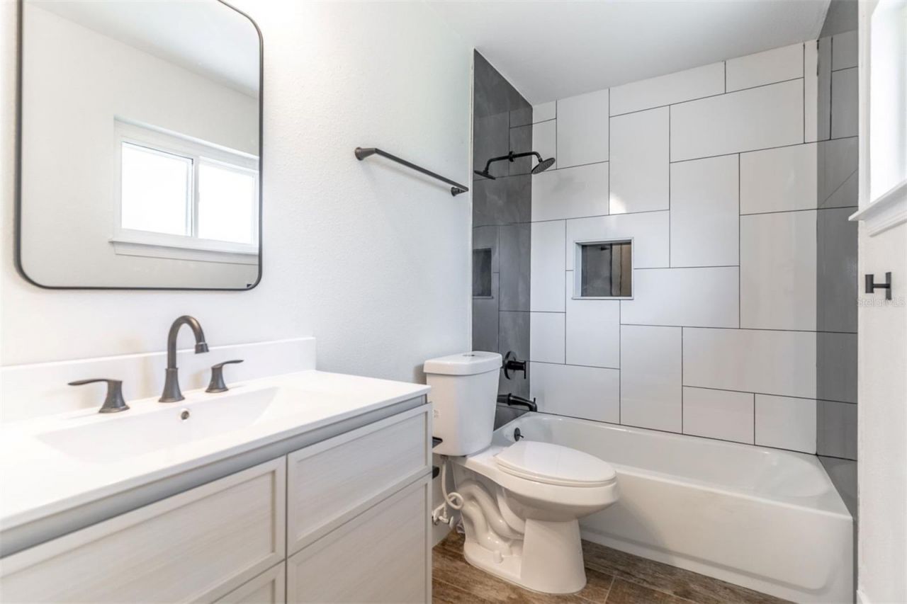 16880 SE 63rd Lane, Ocklawaha, FL 32179 Photo