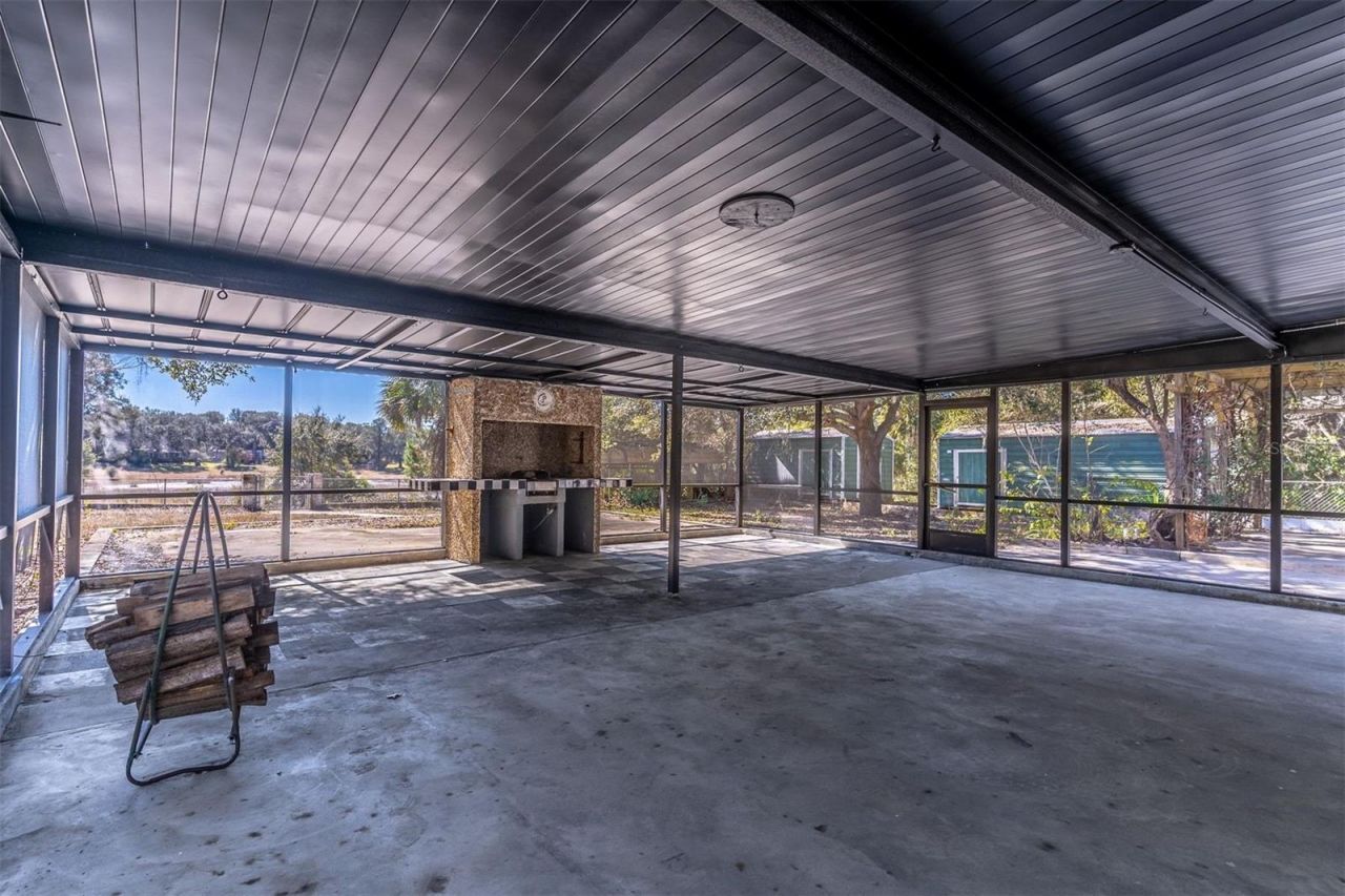 16880 SE 63rd Lane, Ocklawaha, FL 32179 Photo