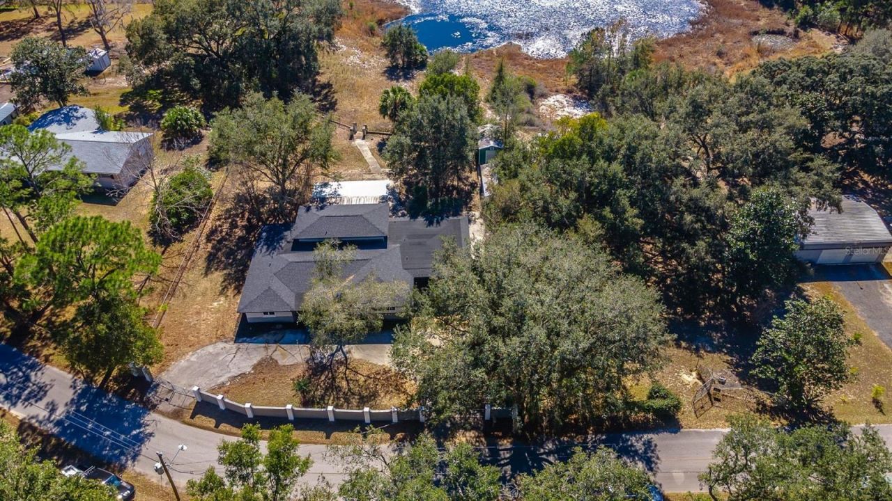 16880 SE 63rd Lane, Ocklawaha, FL 32179 Photo