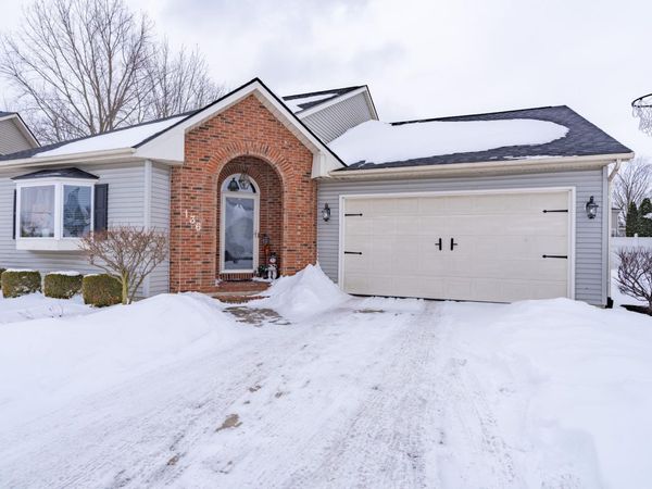 136 Village Green Drive, Sidney, OH 45365