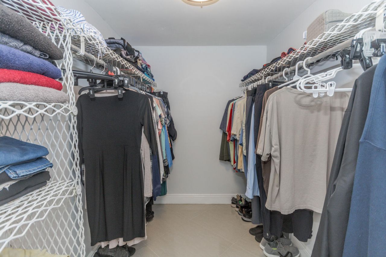 711 Lori Drive, Unit 408, Palm Springs, FL 33461 Photo