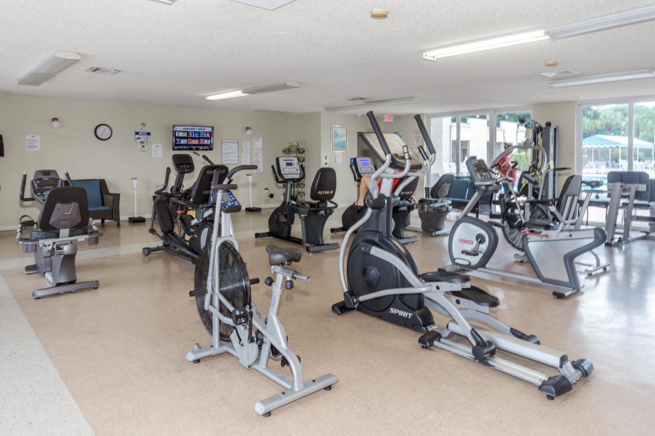 711 Lori Drive, Unit 408, Palm Springs, FL 33461 Photo