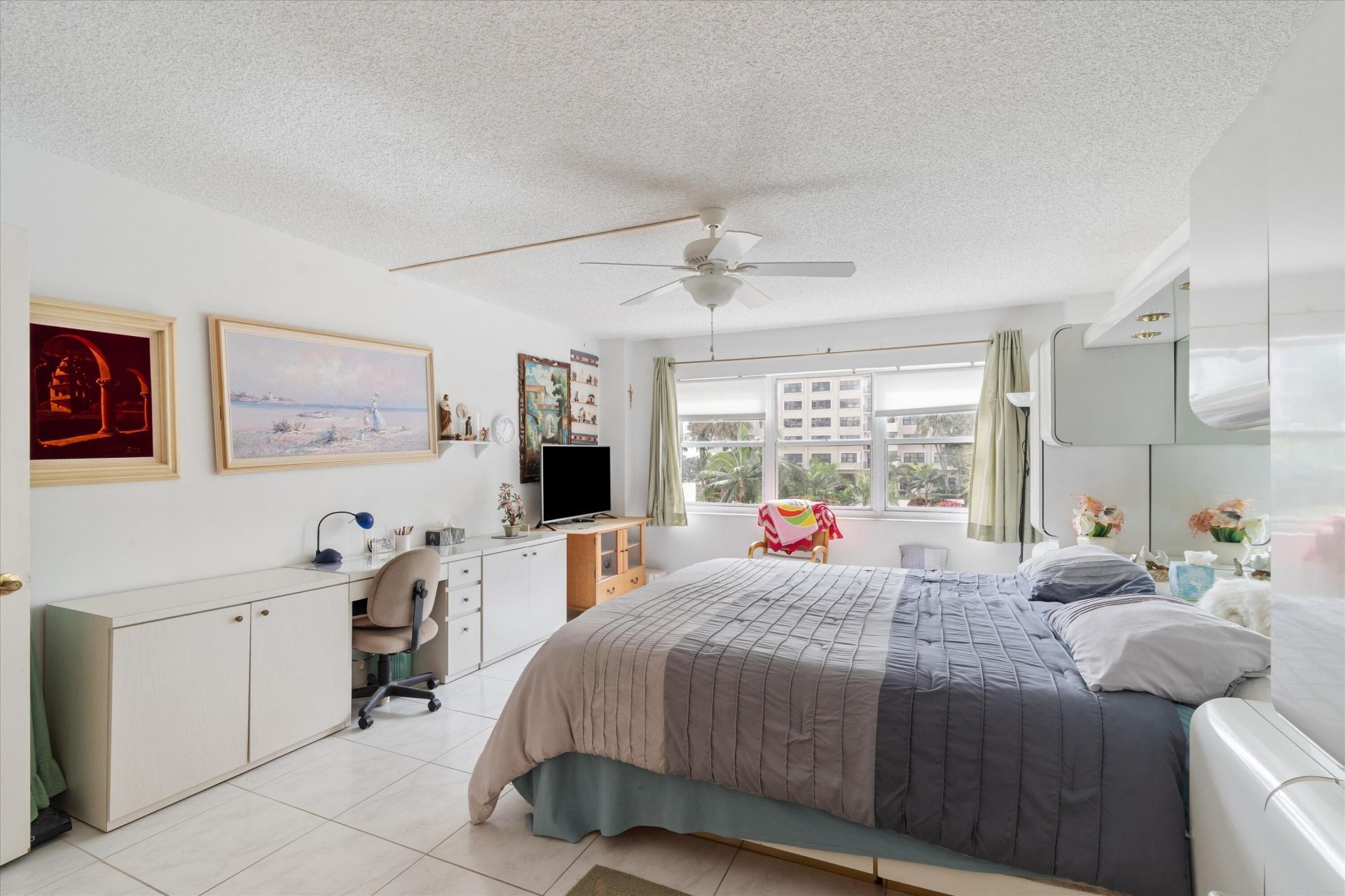 5100 N Ocean Boulevard, Unit 303, Lauderdale by the Sea, FL 33308 Photo
